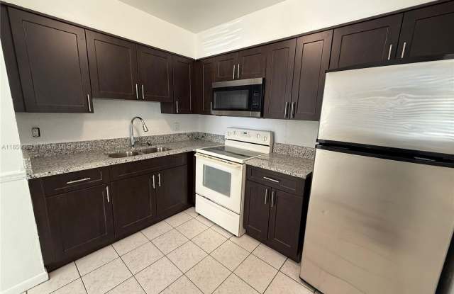 1620 NW 52nd Ave photos photos