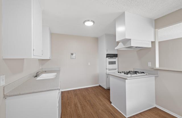 4926 Maine Ave - 4926 Maine Avenue, Baldwin Park, CA 91706