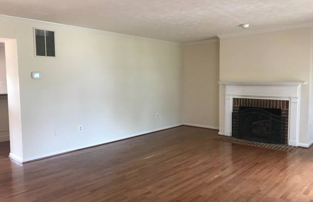 5503 TEAK COURT Gallery 2