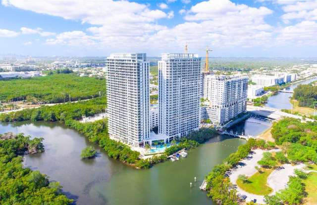 16385 Biscayne Blvd photos photos