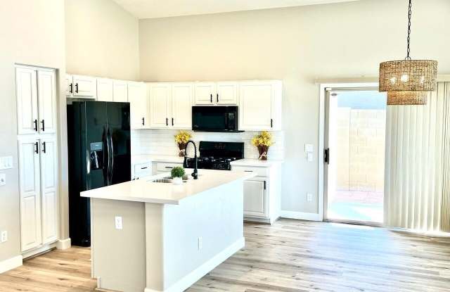 40618 N APOLLO Way photos photos