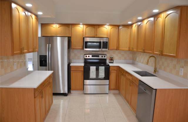 12600 SW 5th Ct photos photos