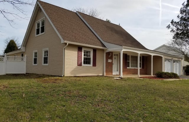 55 JOHNSON ROAD - 55 Johnson Road, Somerset, NJ 08873