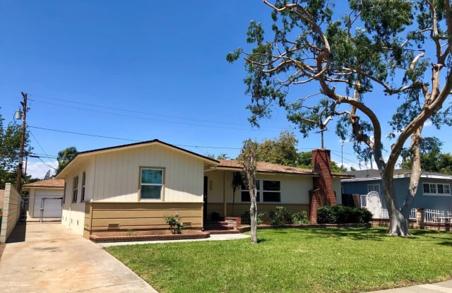 1117 Carlton Place - 1117 Carlton Place, Santa Ana, CA 92707