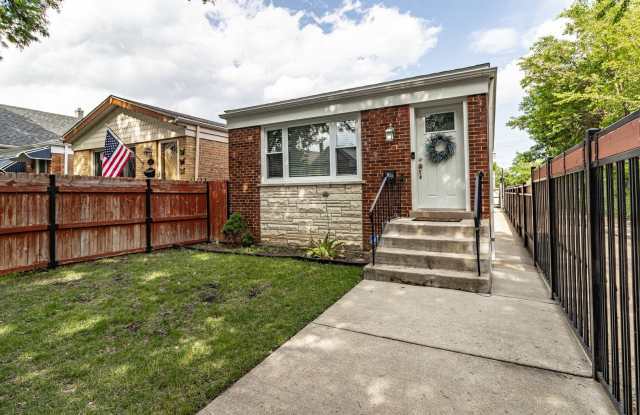 1805 N Harding Avenue photos photos 1805 N Harding Avenue photos photos