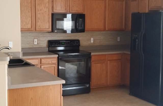 Rita Ranch Beauty ready for Move In Today! 4 bedroom 2 bath Home all Updated! photos photos