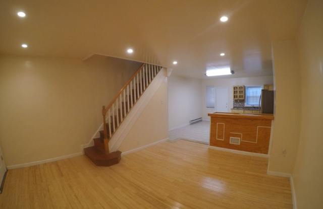 6626 Elmwood Ave. Gallery 4