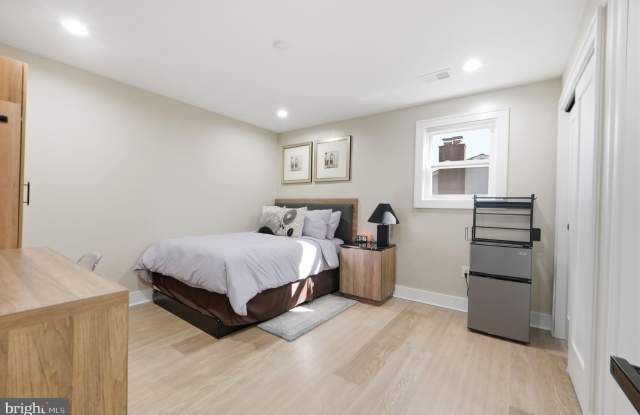 6314 BARRS Lane unit: Room Only photos photos