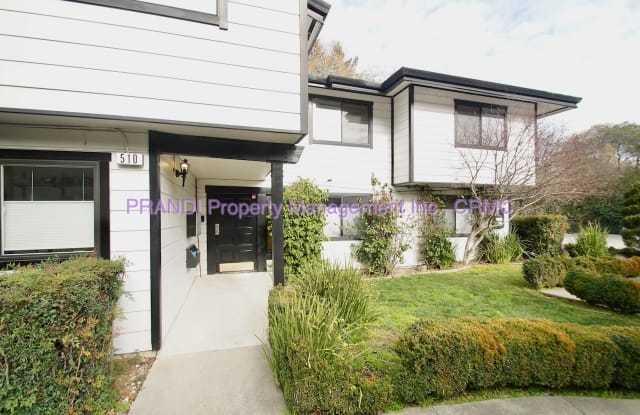 510 Center Blvd Apt D - 510 Center Boulevard, San Anselmo, CA 94960