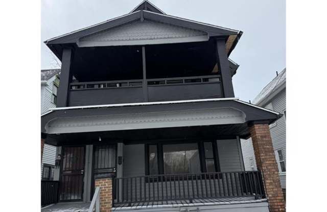 11903 Fairport Ave Gallery 1