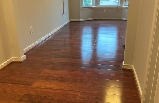 3-Bed 2.5-Bath Condo at Patrick Henry Place Gallery 4