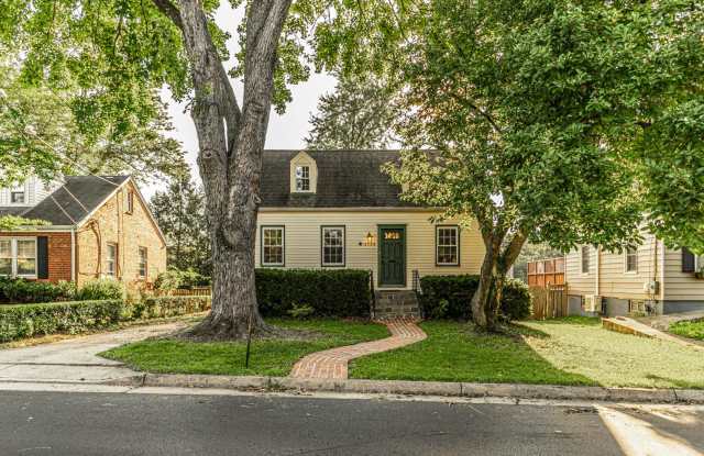 2759 GEORGE MASON ROAD - 2759 West George Mason Road, West Falls Church, VA 22042