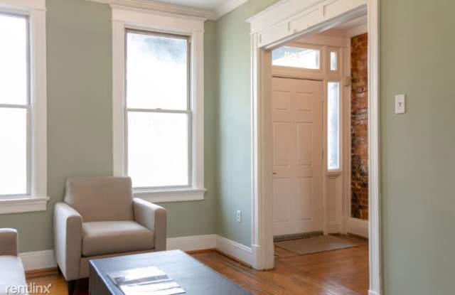 534 Irving St NW 1F & 2F Gallery 4