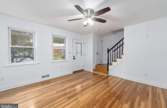 5 CARDINAL Road Gallery 2