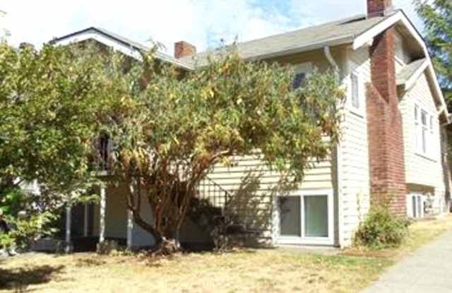 5500 Brooklyn Avenue Northeast photos photos