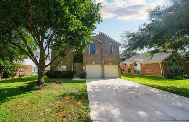 Gorgeous 5 Bedroom Home in Gated Subdivision - Schertz - Realtor Commmission: $550 Gallery 3