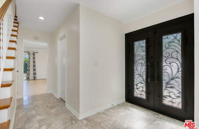 3315 Crail Way Gallery 3