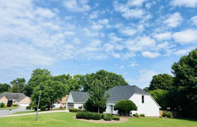 205 Kinderhill Ct Gallery 2