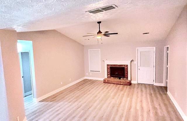 879 River Glen Place Gallery 3
