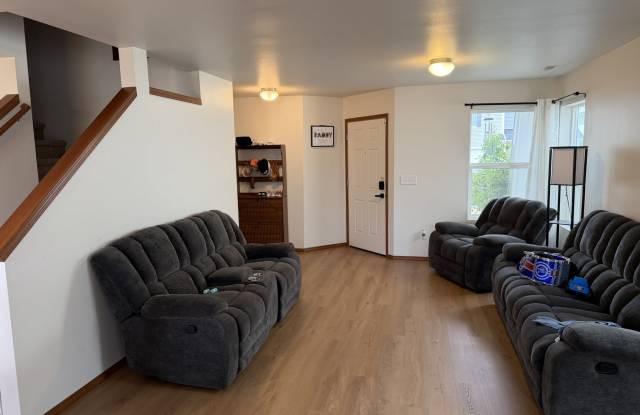 2755 Southwest Jabirin Way Gallery 2