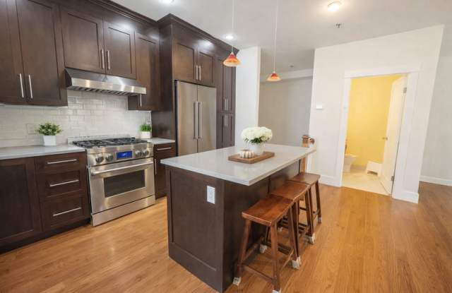 9 Montague Street - 3 photos photos