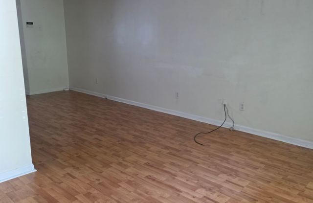 Charming Rental Near Lincoln High School & Apalachee Parkway Gallery 3