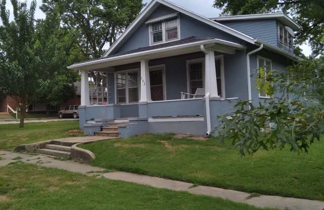 202 South Ives Street - 202 South Ives Street, Highland, KS 66035
