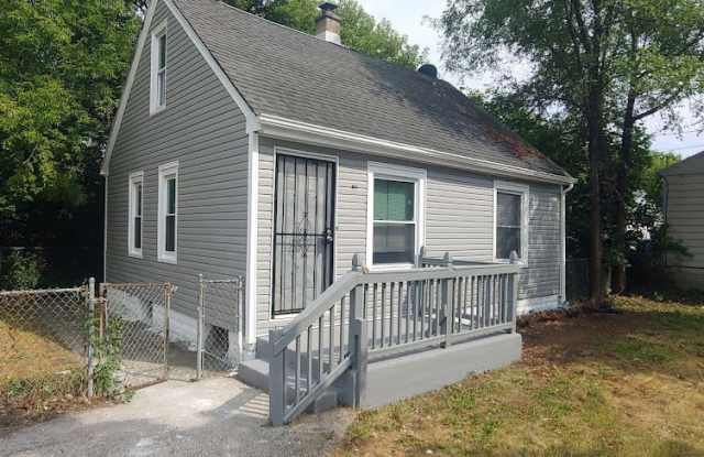 5304 North 64th Street photos photos
