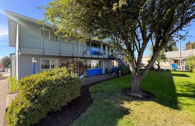 345 Moore Street - 3 - 345 Moore Street, Harrisburg, OR 97446