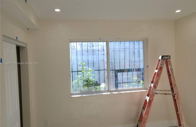 150 NE 82nd Ter photos photos