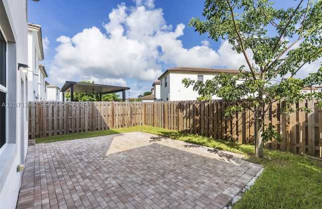 2408 NW 131st Cir Gallery 3
