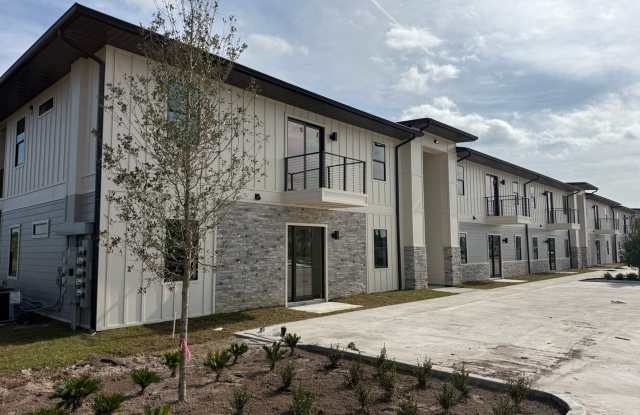 The Flats at Deep Creek photos photos