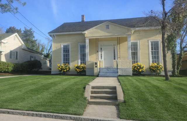 1745 1st Avenue photos photos