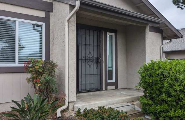 Fully Upgraded 3 Bed/2 Bath Condo - Poway - 12144 Wilsey Way, Poway, CA 92064