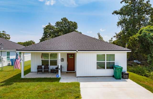 526 Camellia Ave photos photos