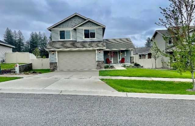 Modern Comfort in the Heart of Coeur d’Alene! photos photos