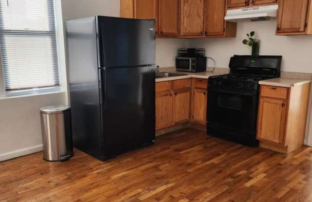 1549 North Maplewood Ave. photos photos