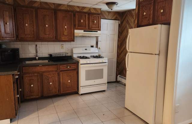 640 BLOOMFIELD ST - 640 Bloomfield Street, Hoboken, NJ 07030