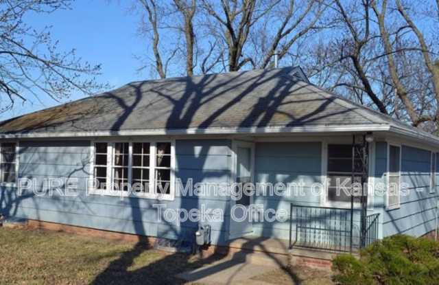 4300 NW Topeka Blvd photos photos