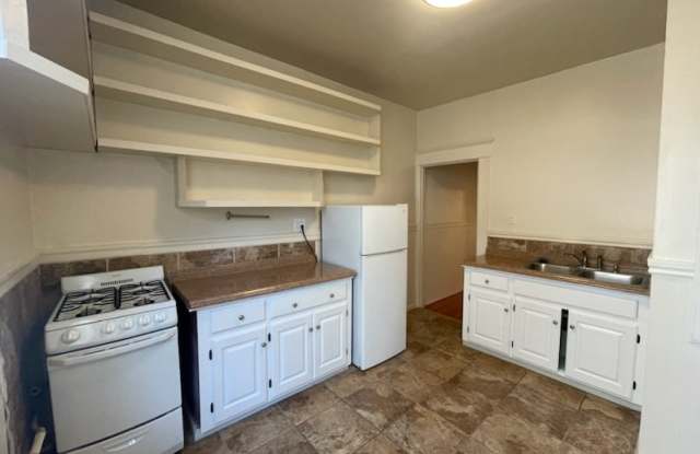 256 Oak Street photos photos