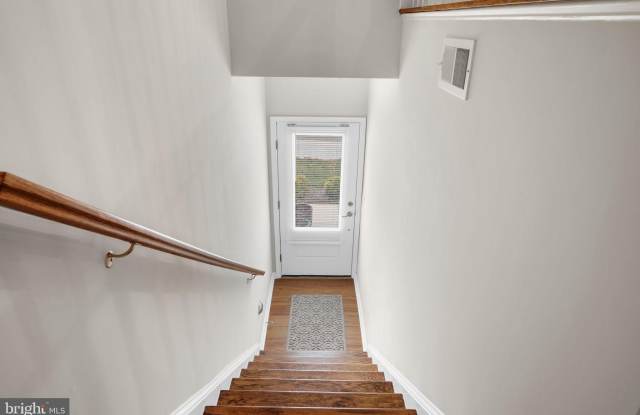 3421 ST ROBIN Lane Gallery 2