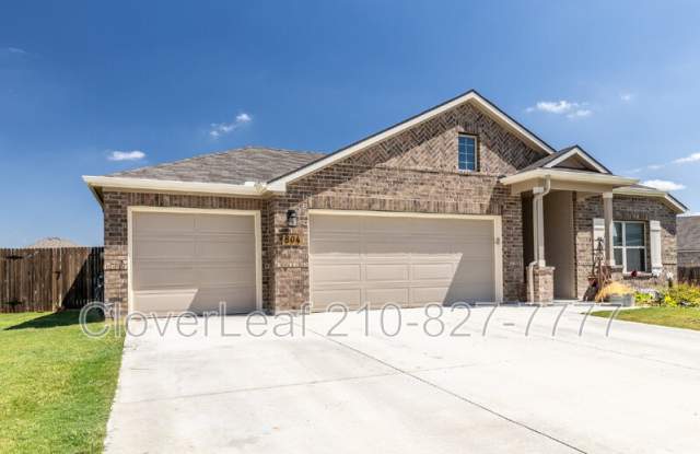 804 Shrike Ln - 804 Shrike Lane, New Braunfels, TX 78130