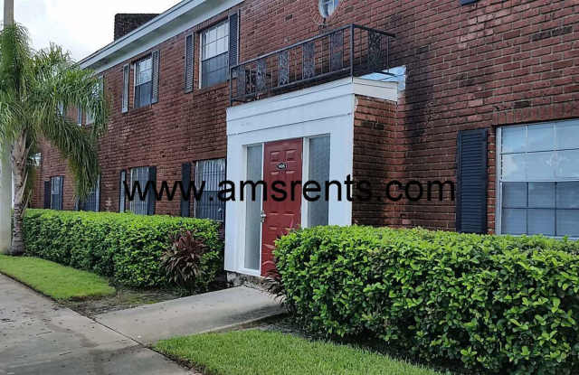 Holden Ave 1406 Gallery 3