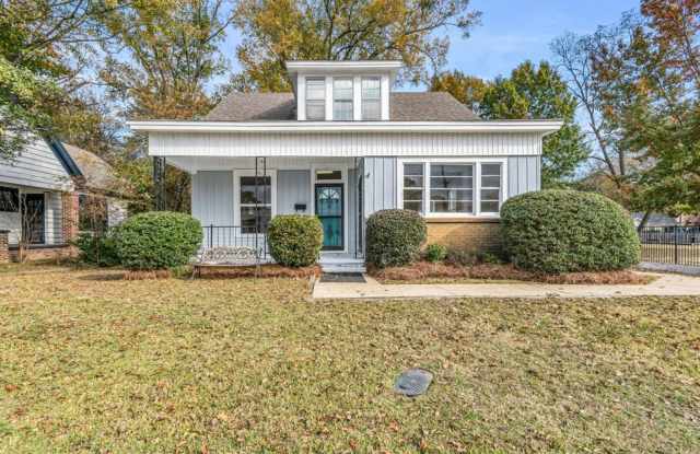 Spacious 3-bedroom, 2 full-bath property suited for residential living or commercial use photos photos