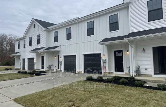 385 North Tuckahoe Road photos photos