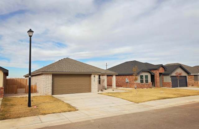 Modern New Construction in Lee High School District photos photos