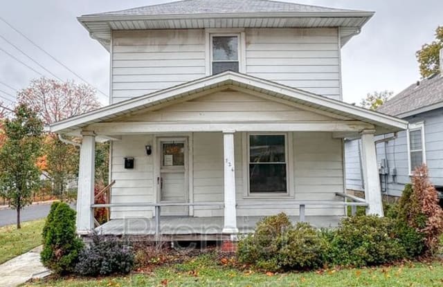 726 S Fuller Ave photos photos