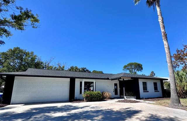 1762 BAYSHORE BOULEVARD photos photos