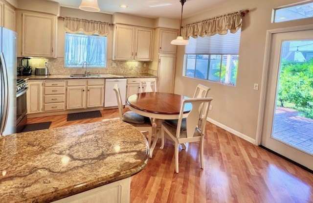 6 Melrose photos photos