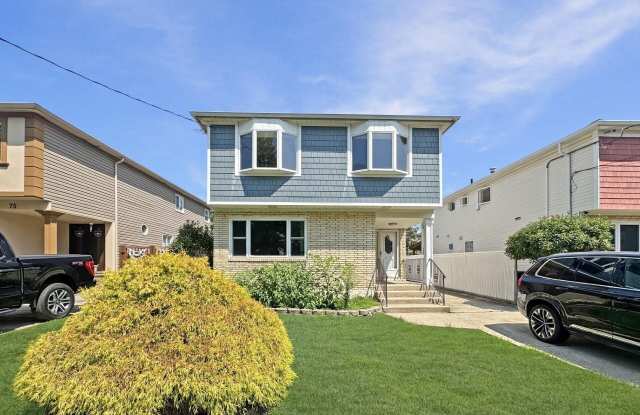 71 Reading Avenue Gallery 2